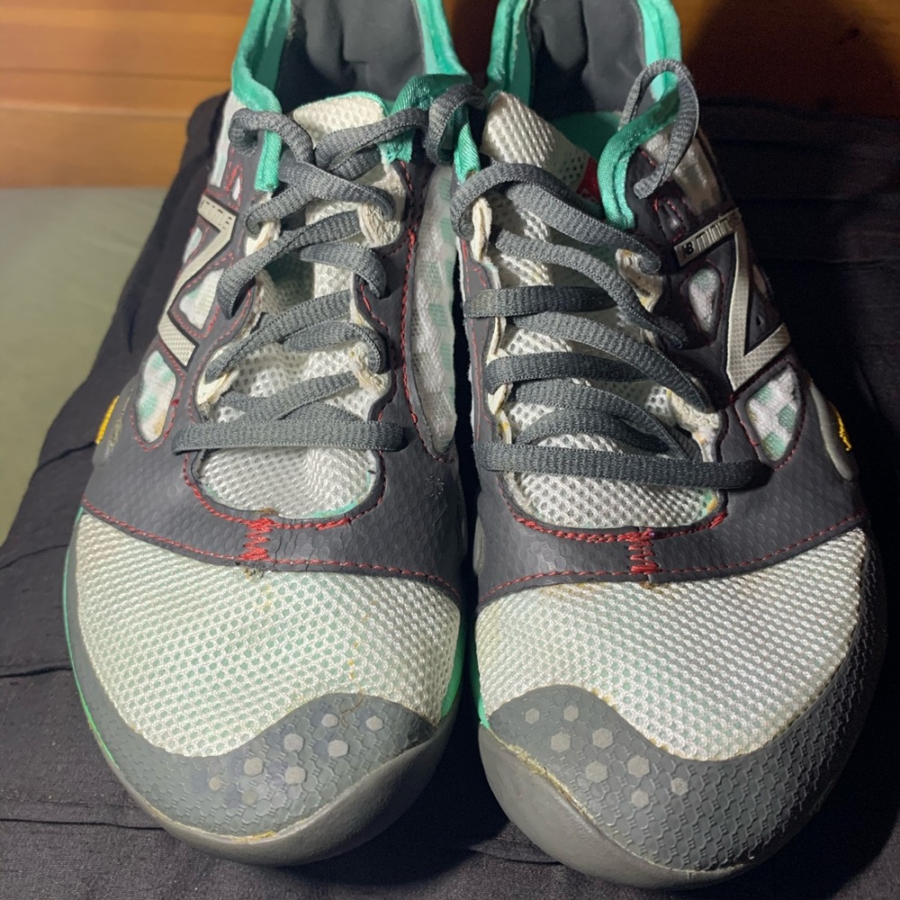 New Balance Minimus VIBRAM Barefoot Run Wmn US 8.5